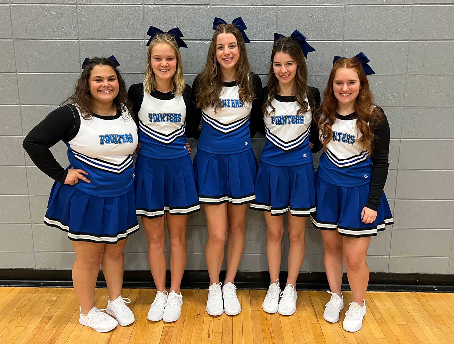 2023-24 Mineral Point High School Wrestling Cheerleaders